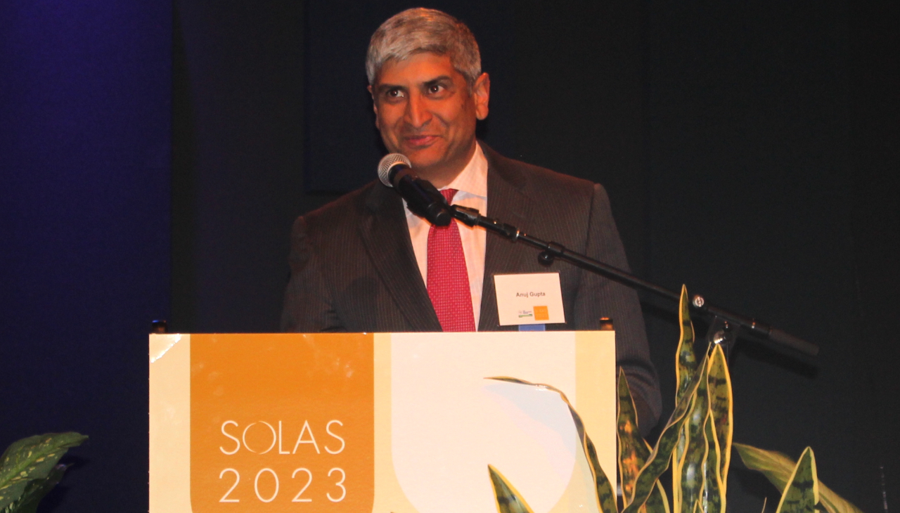 Anuj Gupta was honored this year during the Welcoming Center's annual Solas Award. Now, he will become its new President & CEO. Photo: Jensen Toussaint/AL DÍA News.