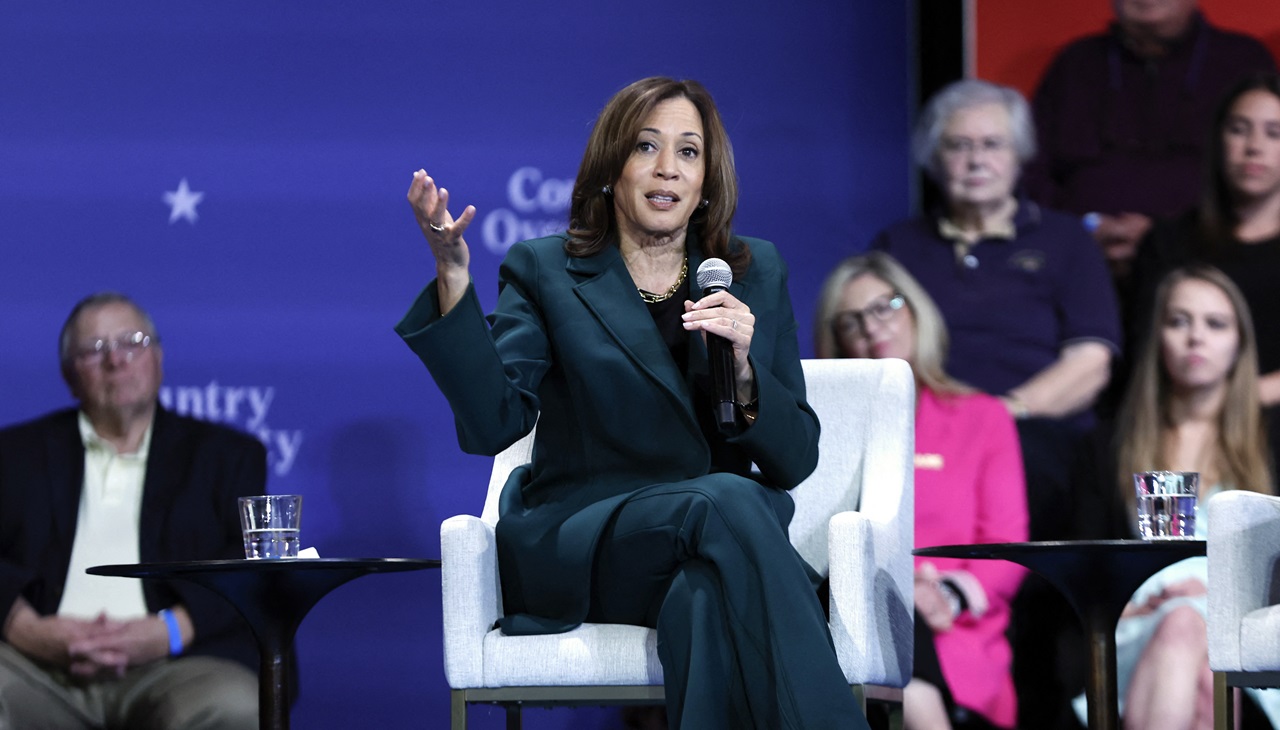 US Vice President and Democratic presidential candidate Kamala Harris speaks during a moderated conversation with former US Representative Liz Cheney (out of frame) at Sharon Lynne Wilson Center for the Arts in Brookfield, Wisconsin, on October 21, 2024. (Photo by KAMIL KRZACZYNSKI / AFP)