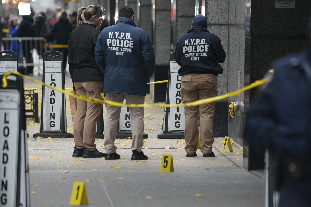 Crime Scene Unit police work at the scene where CEO of UnitedHealthcare Brian Thompson, 50, was shot on December 4, 2024 in New York. Thompson was the chief executive of one of the United States's largest health insurance companies, UnitedHealthcare. (Photo by Bryan R. SMITH / AFP)