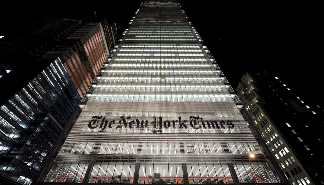 The New York Times won three Pulitzer Prizes this year in the categories of best feature writing, best special reporting and best breaking news photography. EFE/JUSTIN LANE
