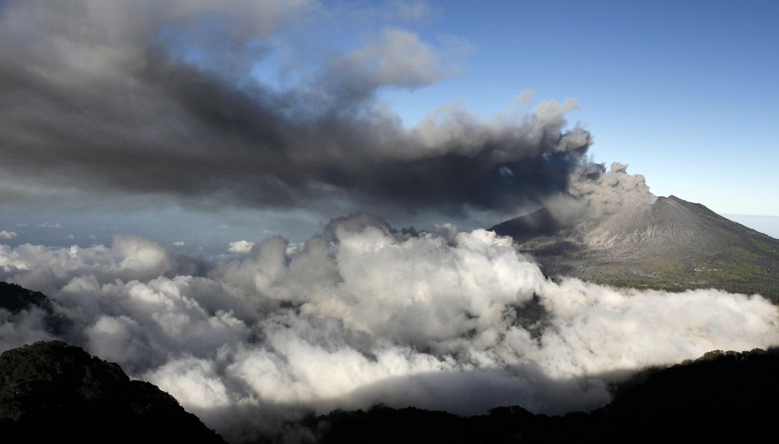 A view of Turriabla volcano in Costa Rica this week. Photo: EFE/Jeffrey Arguedas
