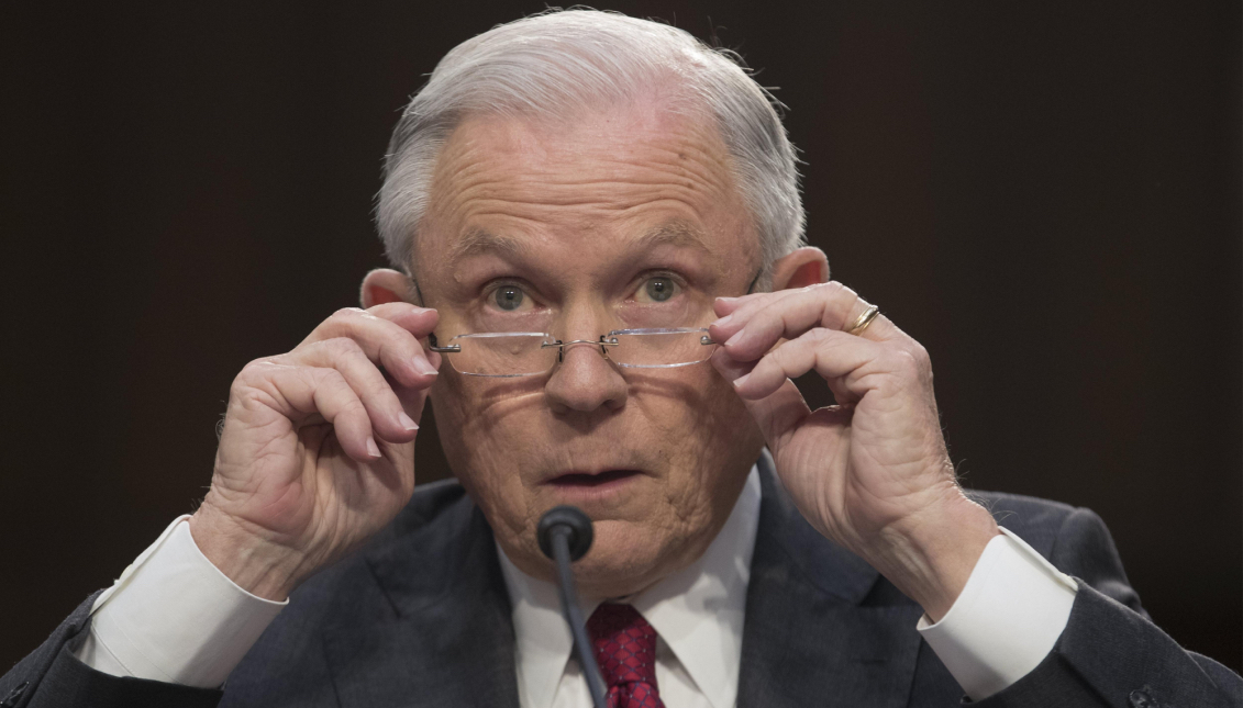 US Attorney Jeff Sessions testifies before the Senate Intelligence Committee about the FBI's investigation into US President Donald Trump's election campaign and his possible connection with Russia. EFE
