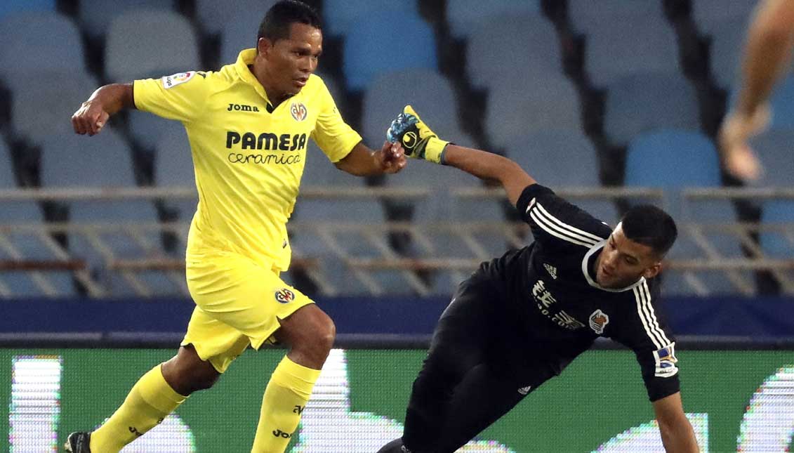 “I enjoyed my time in Milan, but the team has many forwards now”, said Bacca when he was introduced to Villarreal fans at Estadio La Cerámica. “I am coming here to improve my stats, because we are in a World Cup year and in Italy I did not see clear chances of enjoying playing time”.  EFE
