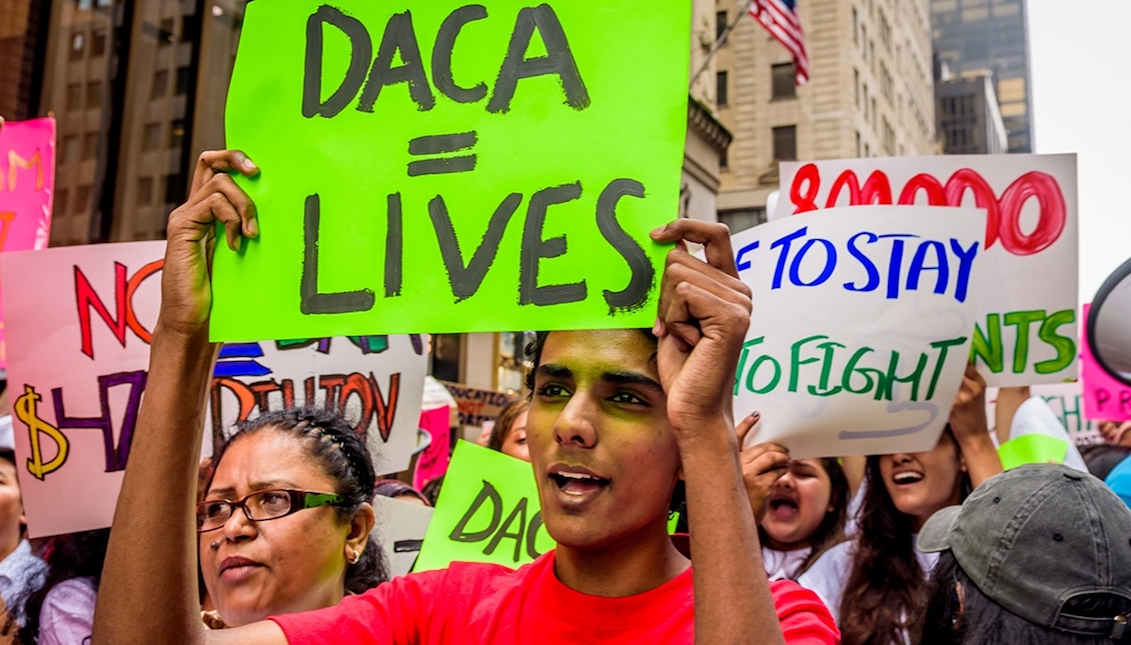 Los defensores de la inmigración se reúnen cerca de Trump Tower el 15 de agosto. Erik McGregor/Pacific Press/LightRocket via Getty Images
