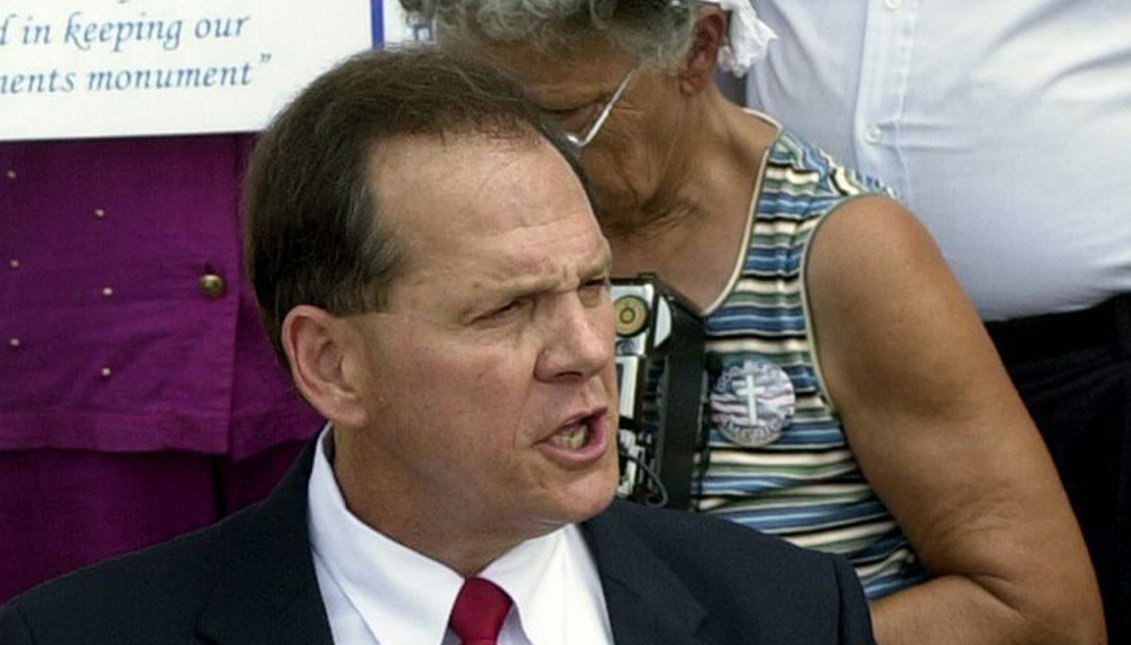 Trump doesn't rule out backing Senate candidate Moore Suspended Alabama Chief Justice Roy Moore is surrounded by supporters during an address at the state judicial building in Montgomery, USA, Aug. 25, 2003. EPA-EFE FILE/JAMIE MARTIN