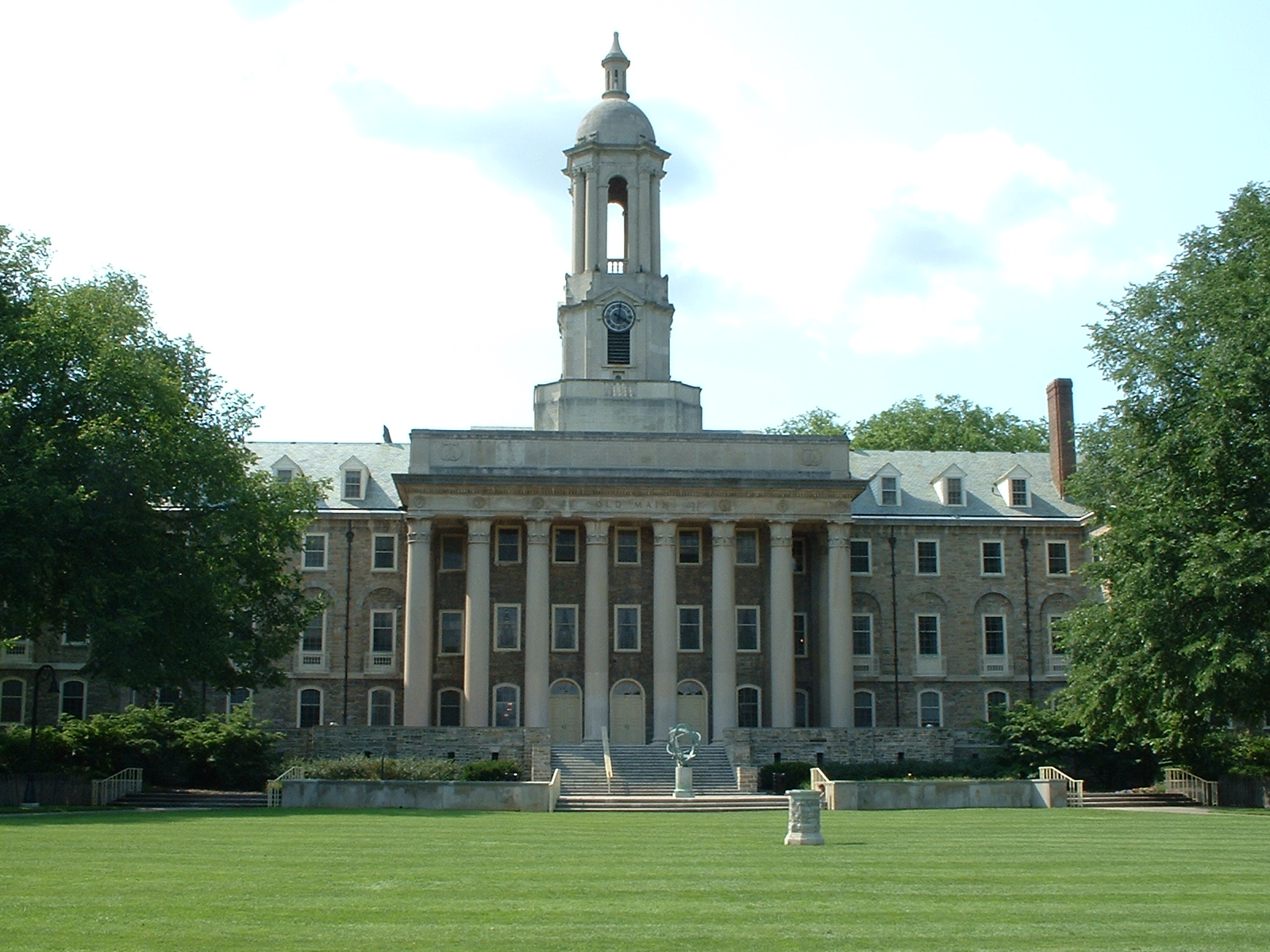 Penn State main campus. Photo courtesy: Creative Commons. 