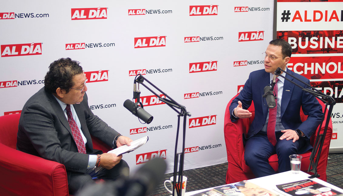 Attorney General of Pennsylvania, Josh Shapiro (right) talks to AL DÍA's CEO, Hernán Guaracao (left) about the arduous investigation of his office against institutionalized sexual abuse. Photo: Alan Simpson