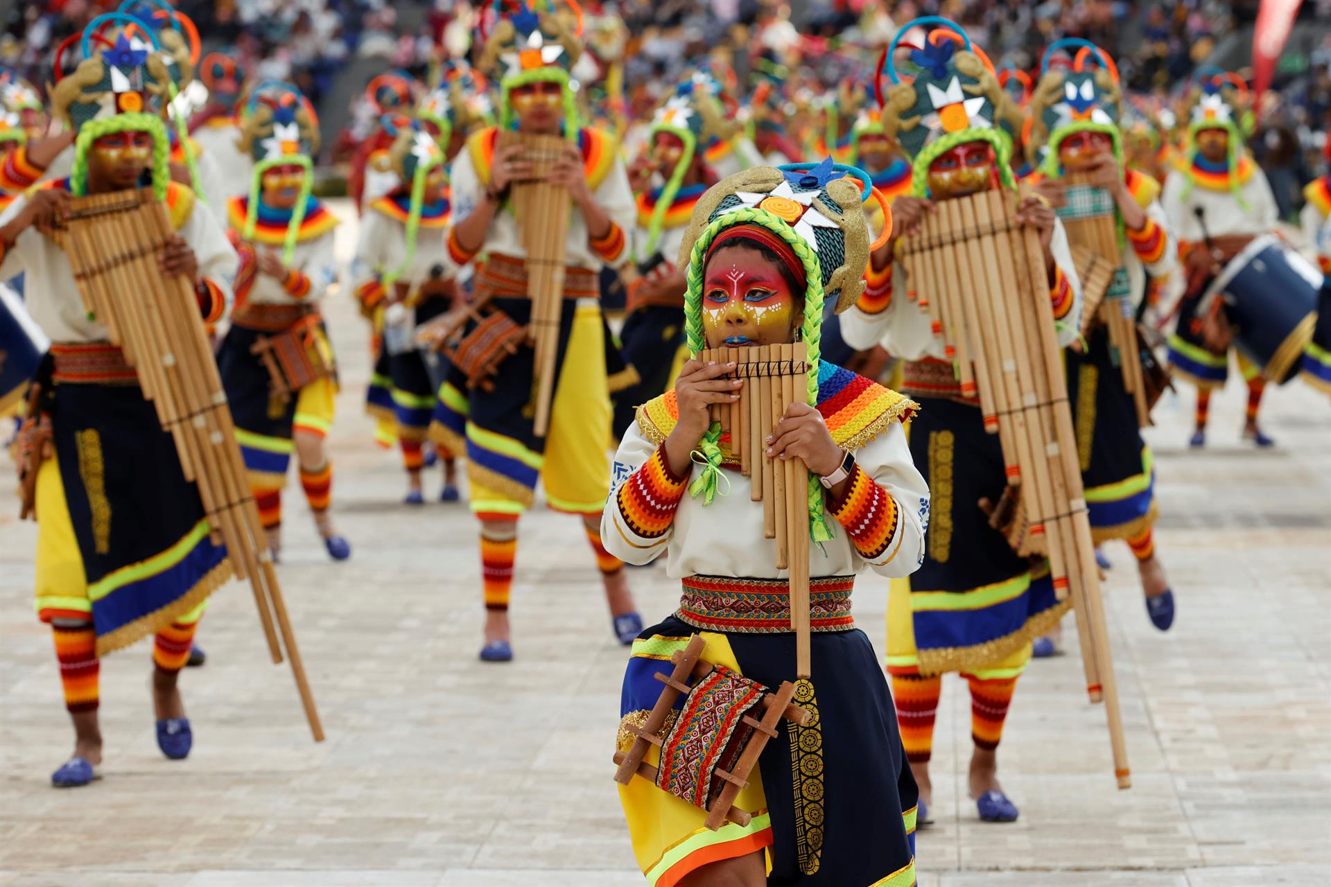 "Canto a la Tierra", the parade of Choreographic Collectives in the "Carnaval de Negros y Blancos" in Colombia