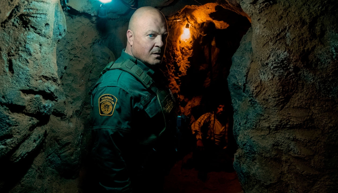 Michael Chiklis expresses the paranoid conditions of the guards. PHOTOGRAPHY: Coyote, CBS 