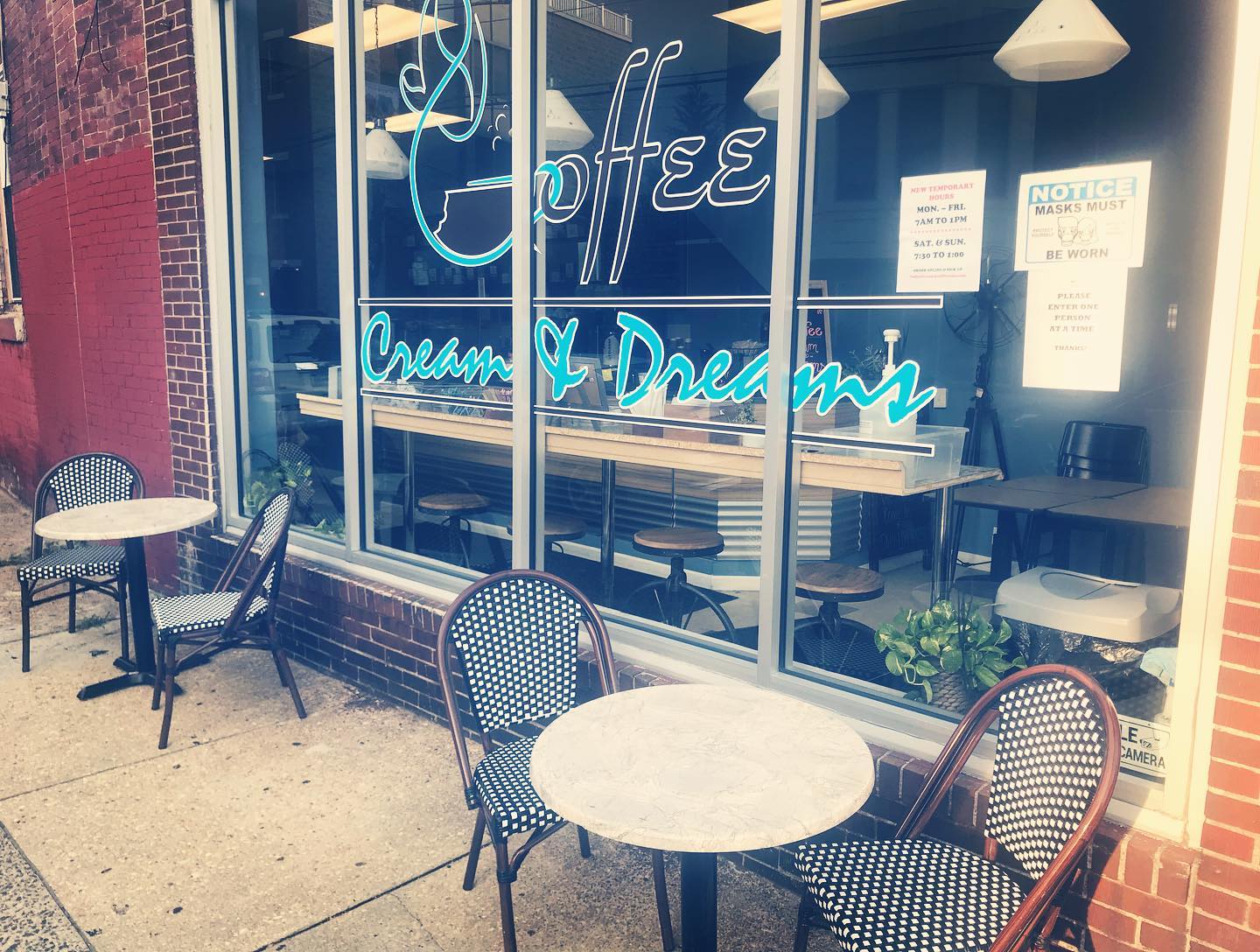 Stephanie Ford and Sonja West have been in the cafe business since Oct 2019. Photo: CoffeeCreamandDreams