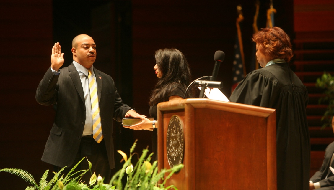 Seth Williams, durante su toma de posesión a principios de 2010. Foto: archivo AL DÍA News.
