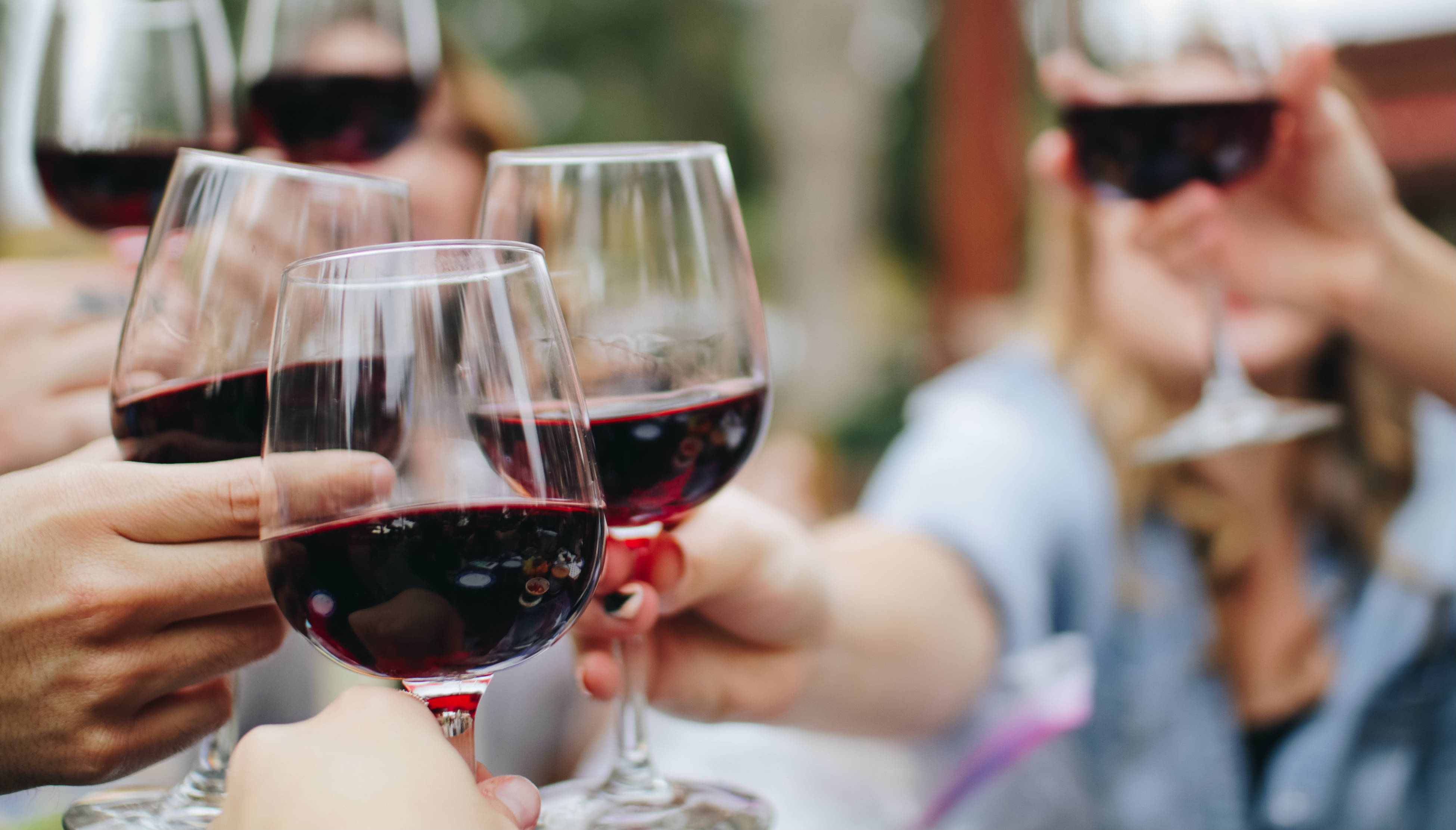 El consumo de vino está normalizado en nuestra sociedad. Foto: Kelsey Knight
