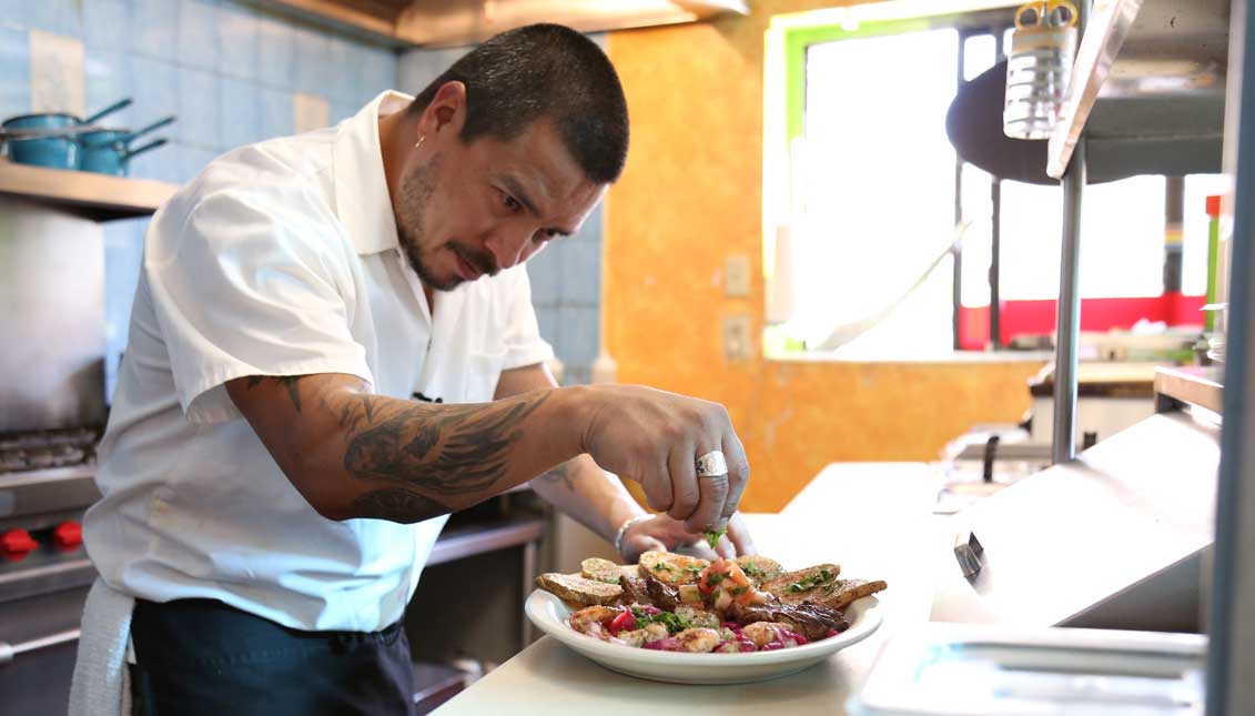 Charles Álvarez, Pura Vida, Latino Food Philadelphia