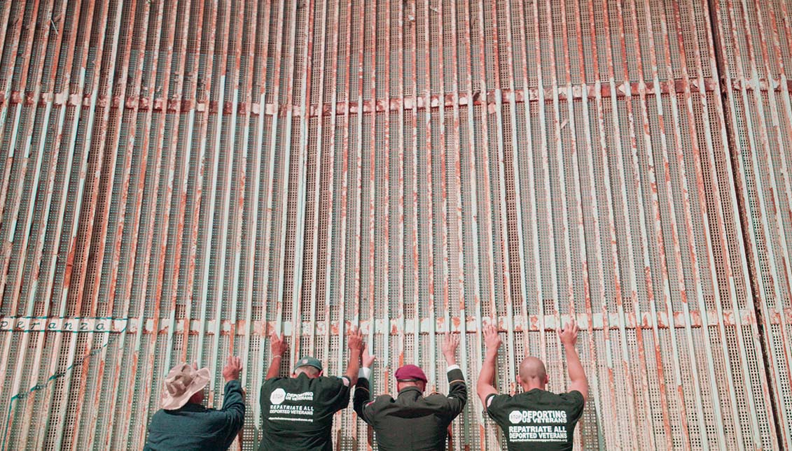 Ready for War cuenta la odisea de los militares deportados a Mexico y su lucha por regresar a Estados Unidos.